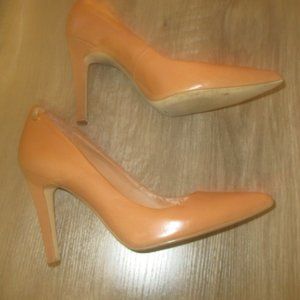 Calvin Klein size 12 light brown 4 inch  pumps
